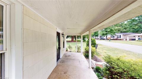 914 E Dayton Ave, High Point, NC 27262 photo 9
