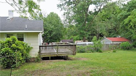 914 E Dayton Ave, High Point, NC 27262 photo 2