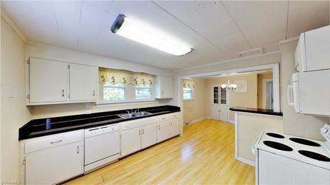 914 E Dayton Ave, High Point, NC 27262 photo 32