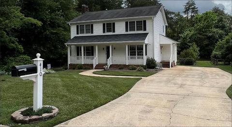 410 Traceway Rd, High Point, NC 27265 photo 2