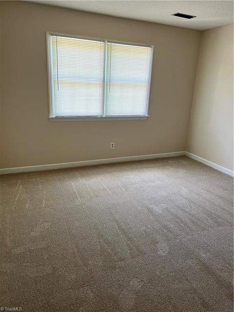 410 Traceway Rd, High Point, NC 27265 photo 18