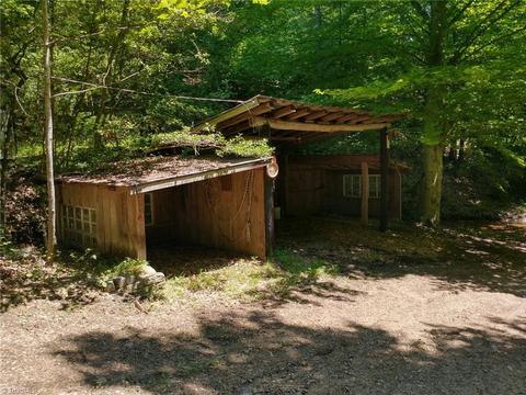 288 E Collins Ln, Dobson, NC 27017 photo 8