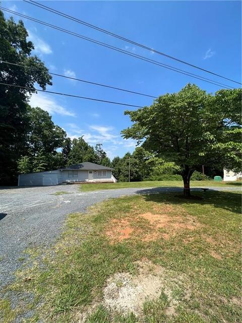 5895 Covered Bridge Rd, Trinity, NC 27370 photo 3