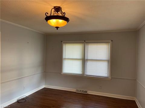 508 Oakview Rd, High Point, NC 27265 photo 3