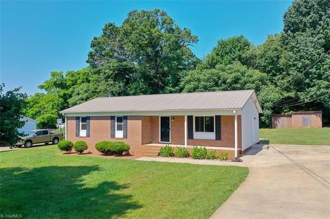 4007 Cresent Ave, Trinity, NC 27370 photo 2