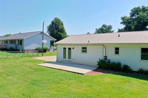 4007 Cresent Ave, Trinity, NC 27370 photo 26