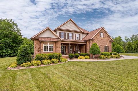 8401 Cripplegate Trce, Browns Summit, NC 27214 photo 2