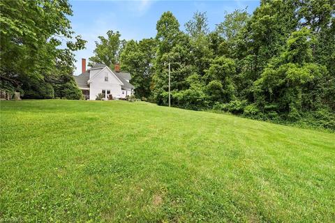 10234 Traphill Rd, Traphill, NC 28685 photo 8