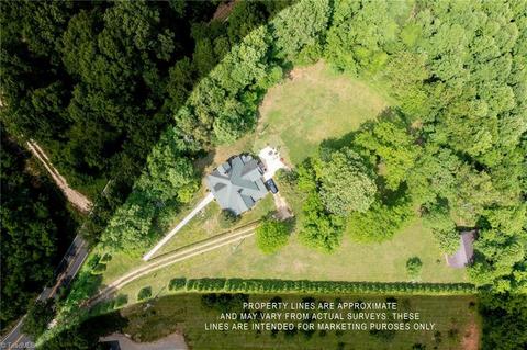 10234 Traphill Rd, Traphill, NC 28685 photo 5