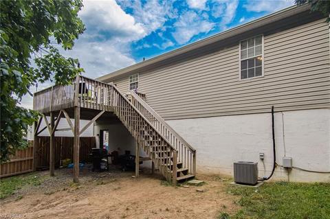 1 Candlestick Dr, Thomasville, NC 27360 photo 15