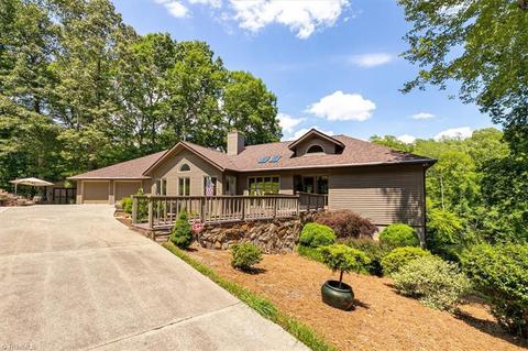 165 Beech Tree Ct, Eden, NC 27288 photo 2