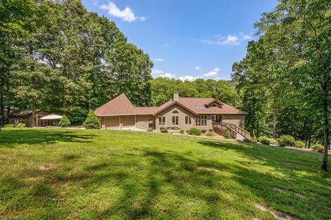 165 Beech Tree Ct, Eden, NC 27288 photo 5