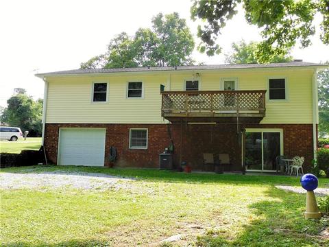 4893 Collins St, Trinity, NC 27370 photo 2