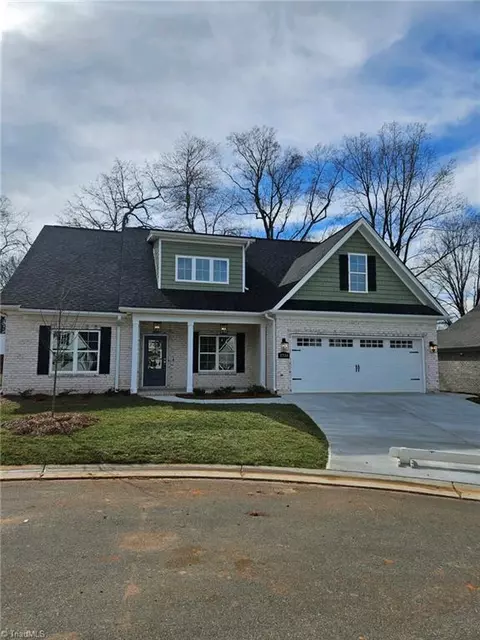2730 Zuni Ct, Winston Salem, NC 27106