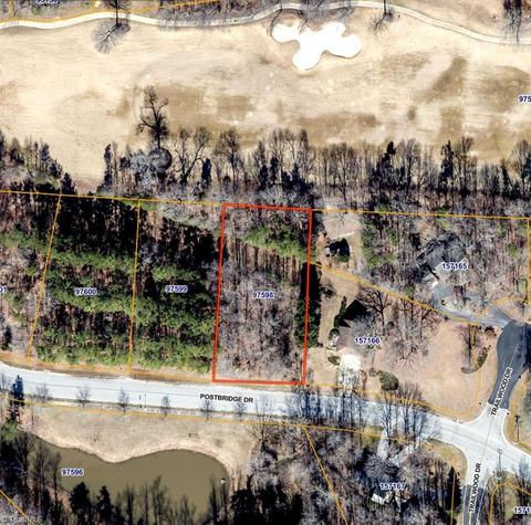 4900 Postbridge Dr, Greensboro, NC 27407