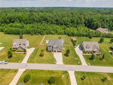 7050 English Pride Dr, Trinity, NC 27370 photo 5