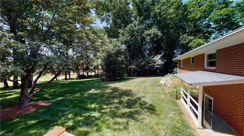 641 Cody Trl, Dobson, NC 27017 photo 9