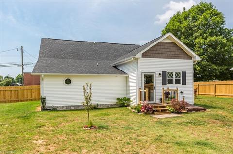 231 E Main St, Boonville, NC 27011 photo 8