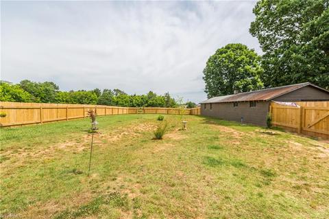 231 E Main St, Boonville, NC 27011 photo 41