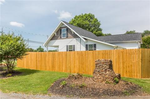 231 E Main St, Boonville, NC 27011 photo 36