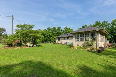 361 Eagle Falls Rd, Madison, NC 27025 photo 34