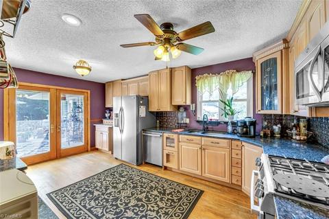 361 Eagle Falls Rd, Madison, NC 27025 photo 13
