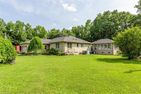 361 Eagle Falls Rd, Madison, NC 27025 photo 1