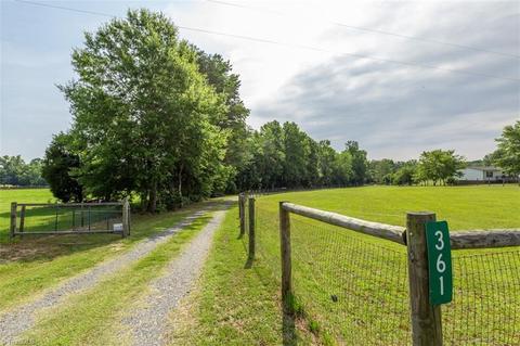 361 Eagle Falls Rd, Madison, NC 27025 photo 3
