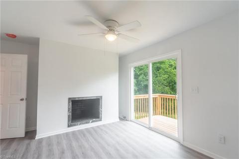 598 E Pine St, Mount Airy, NC 27030 photo 20
