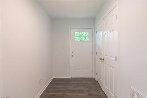 598 E Pine St, Mount Airy, NC 27030 photo 9
