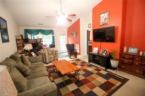 2834 Waterstone Loop, High Point, NC 27265 photo 10