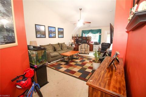 2834 Waterstone Loop, High Point, NC 27265 photo 11