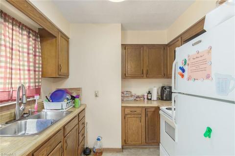 2718 Ingram Rd, High Point, NC 27263 photo 5