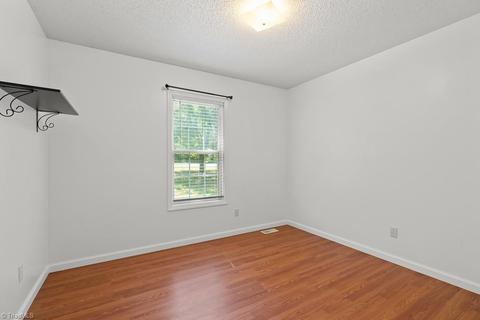 2891 Hunt Ridge Ct, Trinity, NC 27370 photo 20