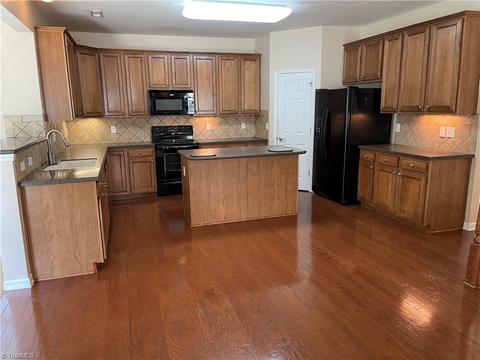 3837 Tonsley Pl, High Point, NC 27265 photo 8