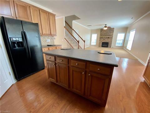3837 Tonsley Pl, High Point, NC 27265 photo 5