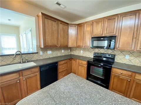 3837 Tonsley Pl, High Point, NC 27265 photo 7