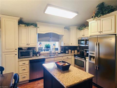 162 Brewer Mill Rd, Traphill, NC 28685 photo 12