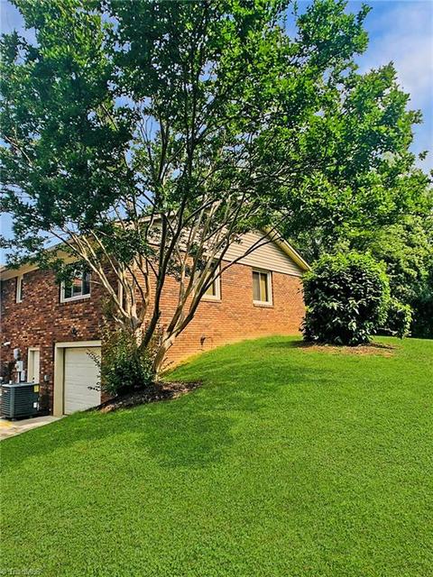 162 Brewer Mill Rd, Traphill, NC 28685 photo 4
