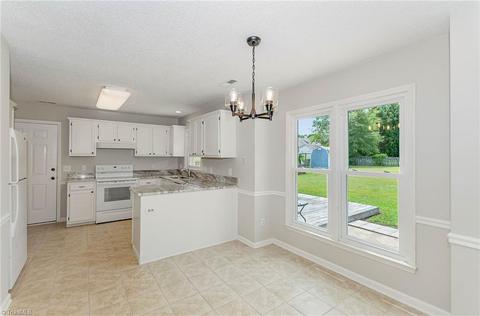 3620 Single Leaf Ct, High Point, NC 27265 photo 7