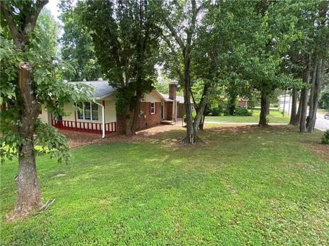 709 Rosecrest Dr, High Point, NC 27260 photo 5