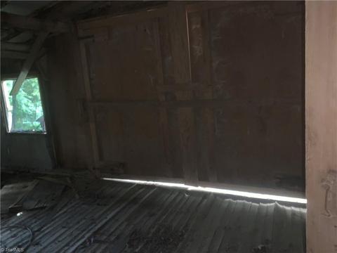 9492 Boone Trl, Purlear, NC 28665 photo 26