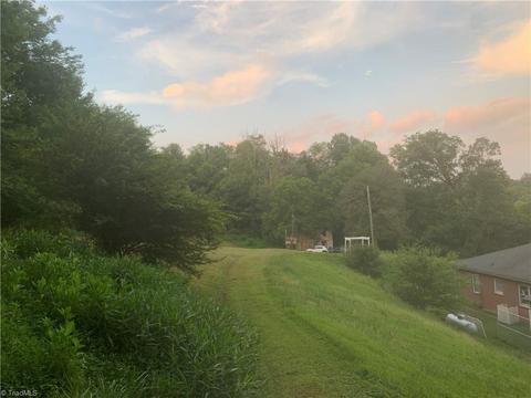 9492 Boone Trl, Purlear, NC 28665 photo 13