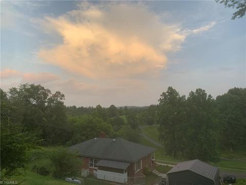 9492 Boone Trl, Purlear, NC 28665 photo 24