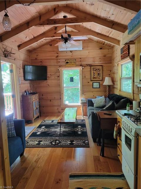 2341 Grissel Tail Rd, Traphill, NC 28685 photo 8