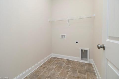 105 Pilot Bluff Dr, King, NC 27021 photo 20