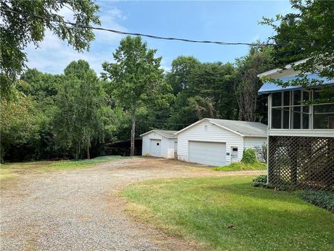 941 Mountain View Rd, King, NC 27021 photo 19