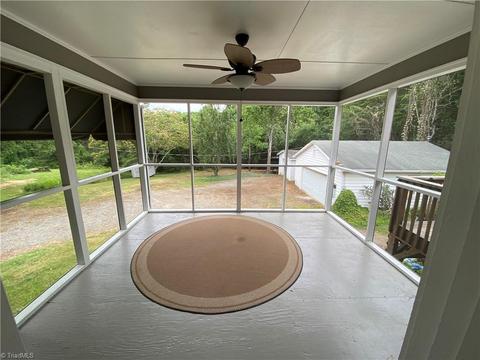941 Mountain View Rd, King, NC 27021 photo 15
