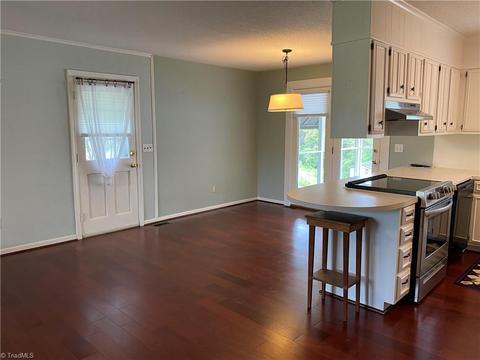 941 Mountain View Rd, King, NC 27021 photo 8