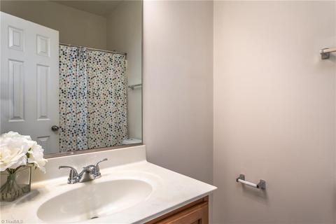 4509 Willows Ct, High Point, NC 27265 photo 19